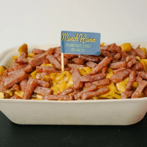 BACON CURRY CHEESE FRIES